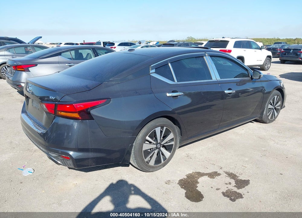 2021 NISSAN ALTIMA SV FWD VIN: 1N4BL4DV2MN384889