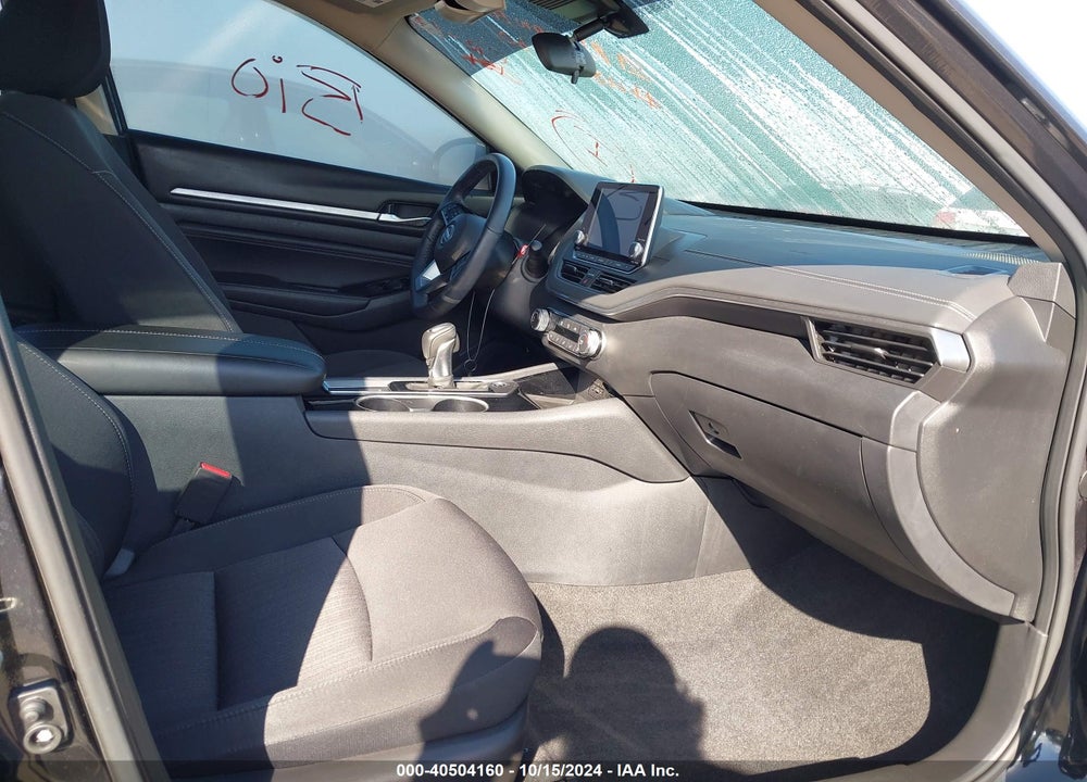 2021 NISSAN ALTIMA SV FWD VIN: 1N4BL4DV2MN384889