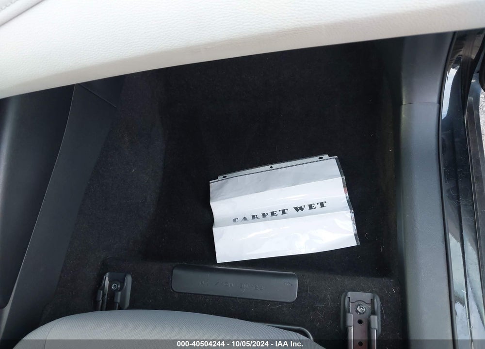 2020 TOYOTA COROLLA SE VIN: JTDS4RCE2LJ013601
