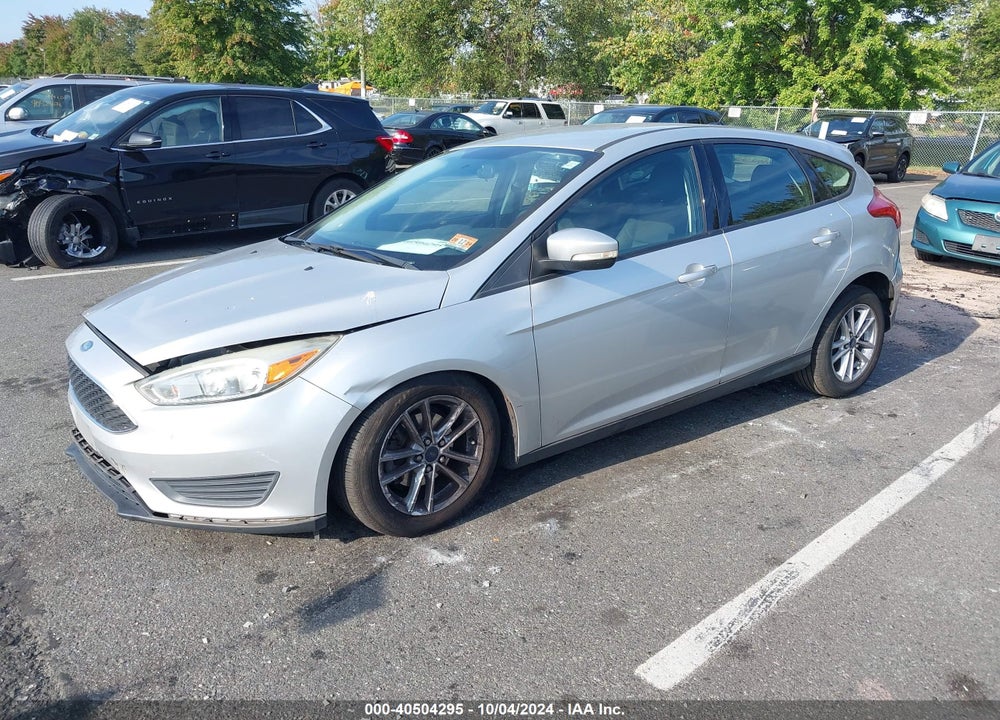 2015 FORD FOCUS SE VIN: 1FADP3K26FL249445