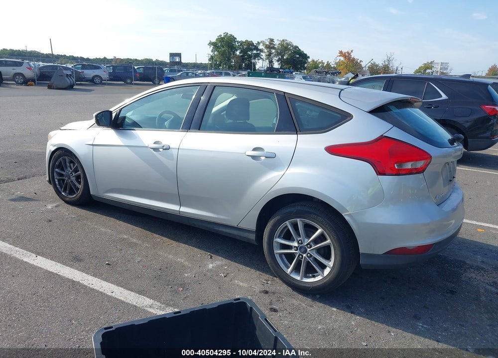 2015 FORD FOCUS SE VIN: 1FADP3K26FL249445