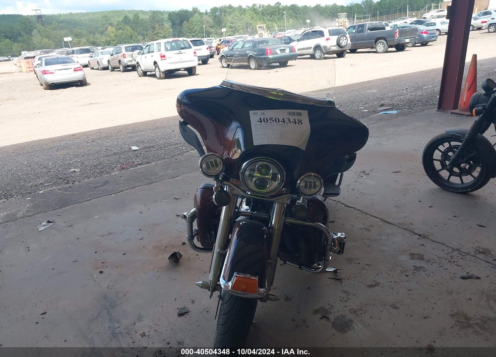 2011 HARLEY-DAVIDSON FLHTK VIN: 1HD1KEM18BB653342