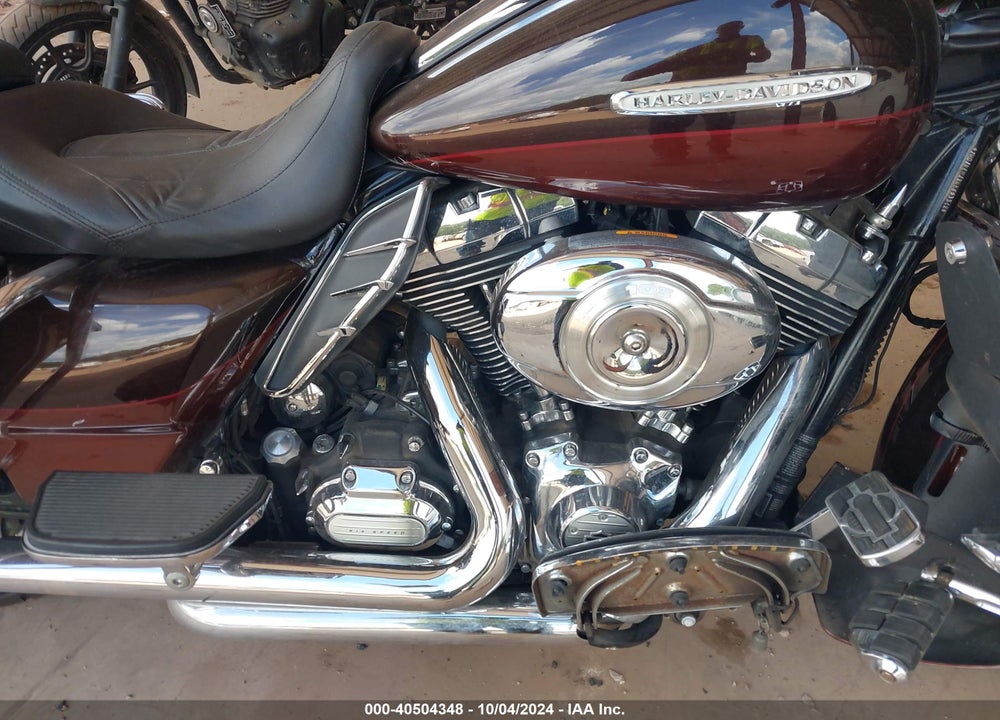 2011 HARLEY-DAVIDSON FLHTK VIN: 1HD1KEM18BB653342