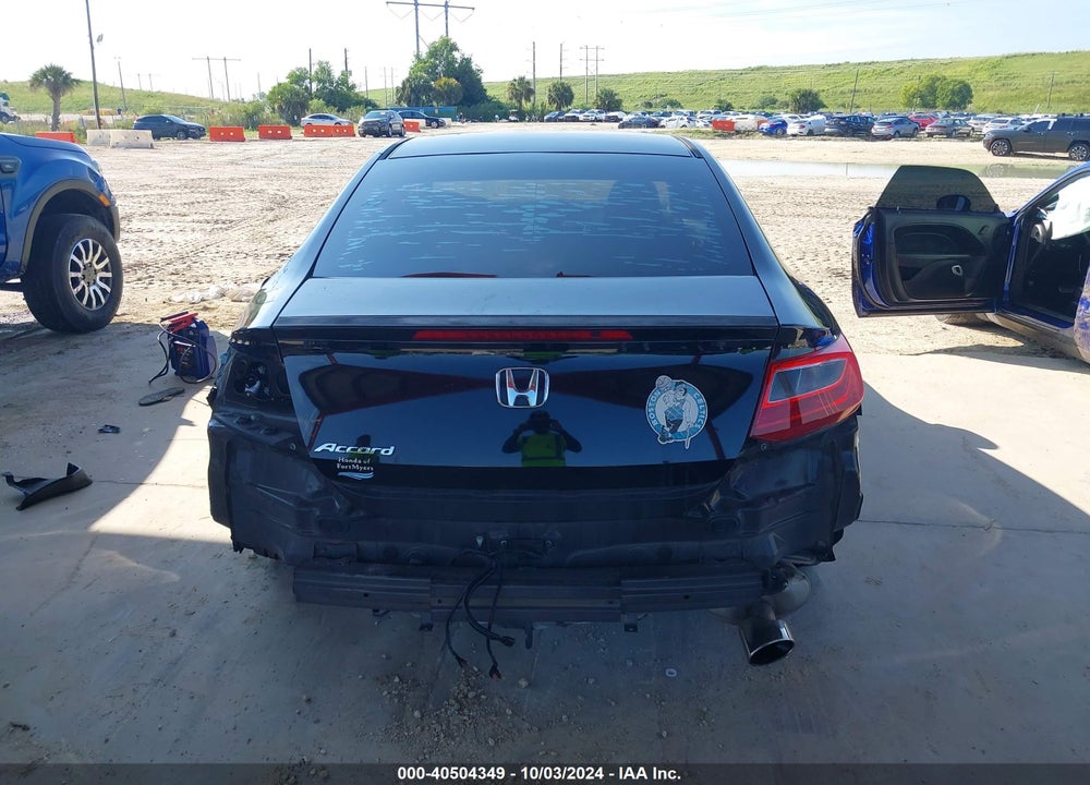 2014 HONDA ACCORD EX VIN: 1HGCT1B74EA014037