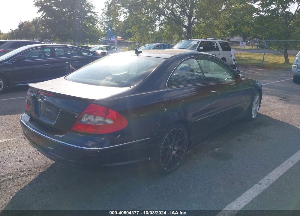 2009 MERCEDES-BENZ CLK 550 VIN: WDBTJ72H69F266220