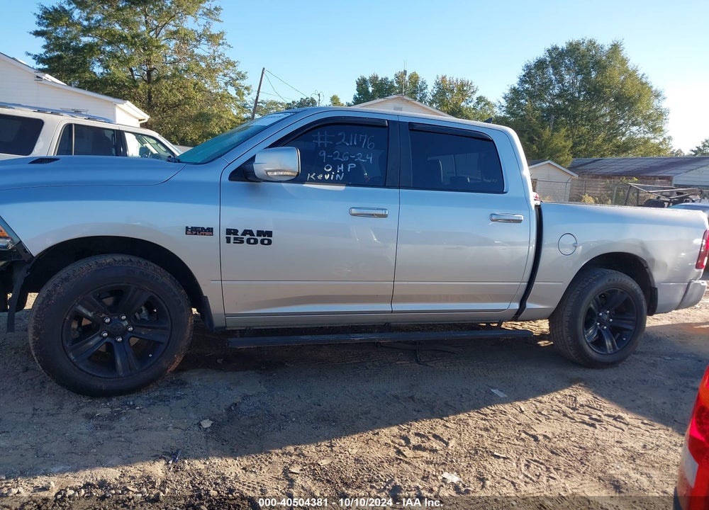 2017 RAM 1500 NIGHT 4X2 5'7 BOX VIN: 1C6RR6MT6HS751986