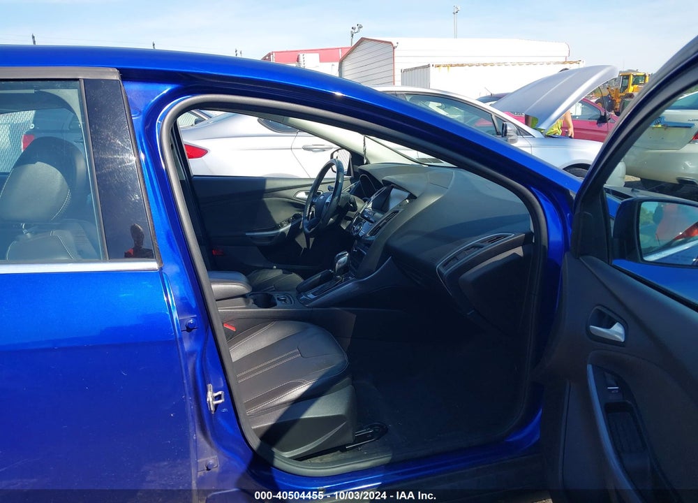 2014 FORD FOCUS TITANIUM VIN: 1FADP3J23EL274514