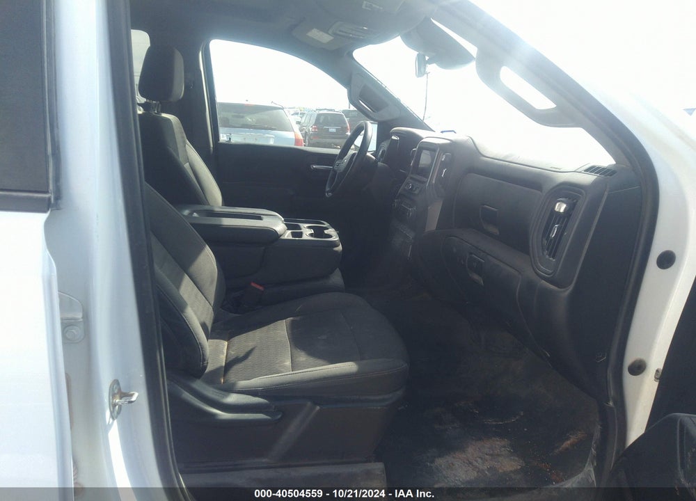 2022 CHEVROLET SILVERADO 1500 2WD SHORT BED CUSTOM VIN: 1GCPABEK9NZ570499