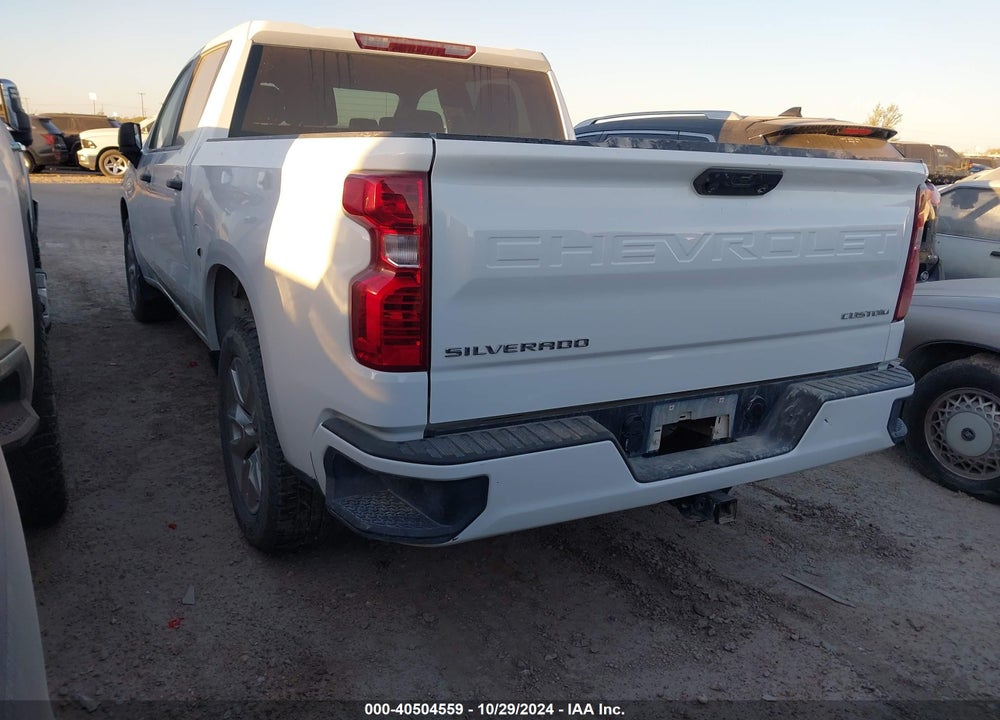2022 CHEVROLET SILVERADO 1500 2WD SHORT BED CUSTOM VIN: 1GCPABEK9NZ570499