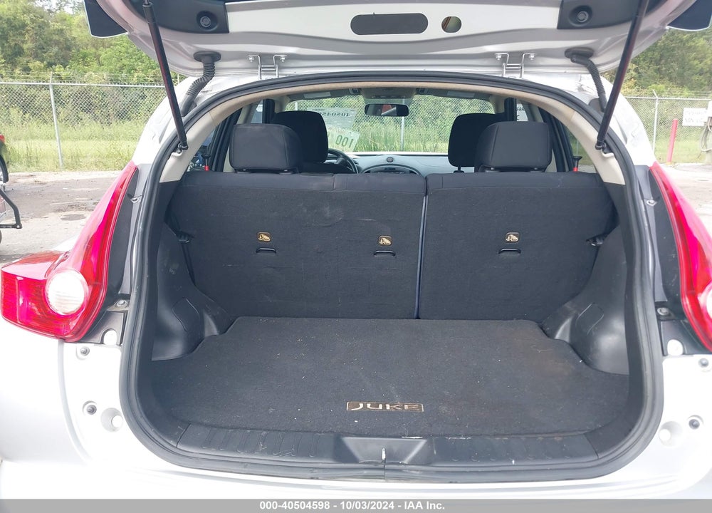 2014 NISSAN JUKE S VIN: JN8AF5MR7ET451297