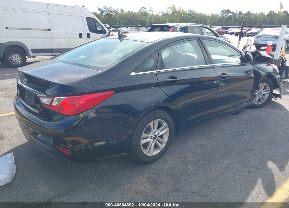 2014 HYUNDAI SONATA GLS VIN: 5NPEB4AC3EH858220