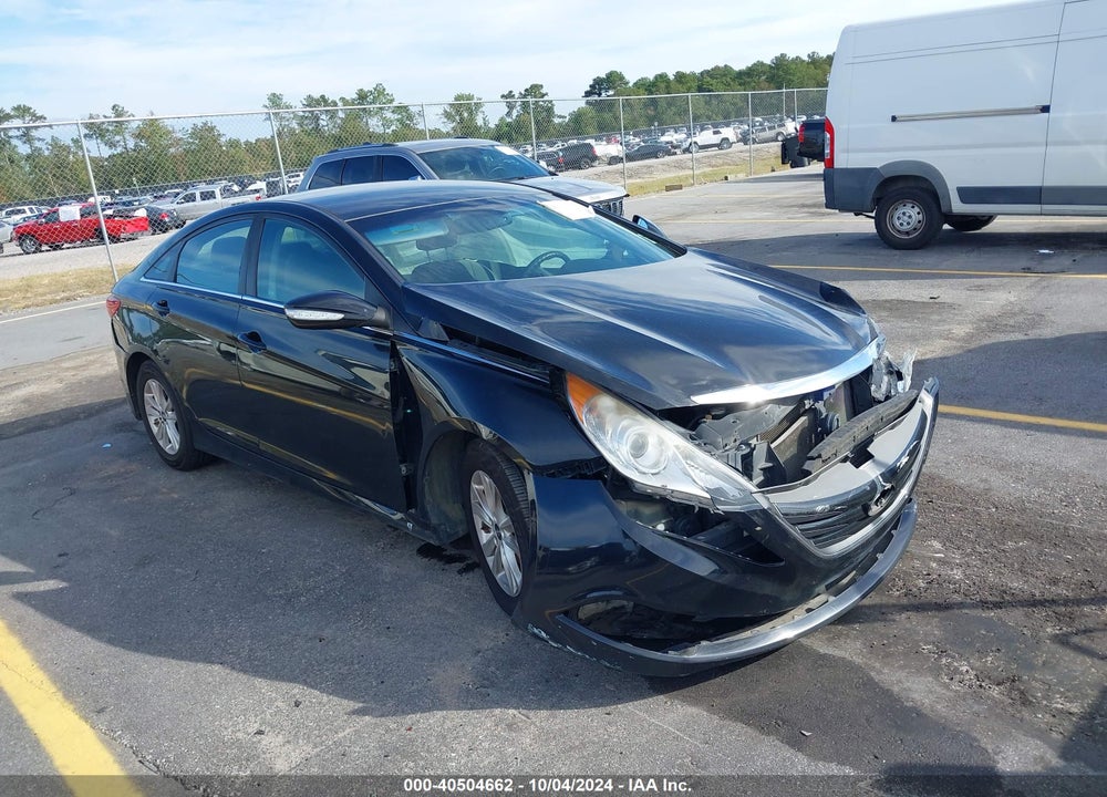 2014 HYUNDAI SONATA GLS VIN: 5NPEB4AC3EH858220