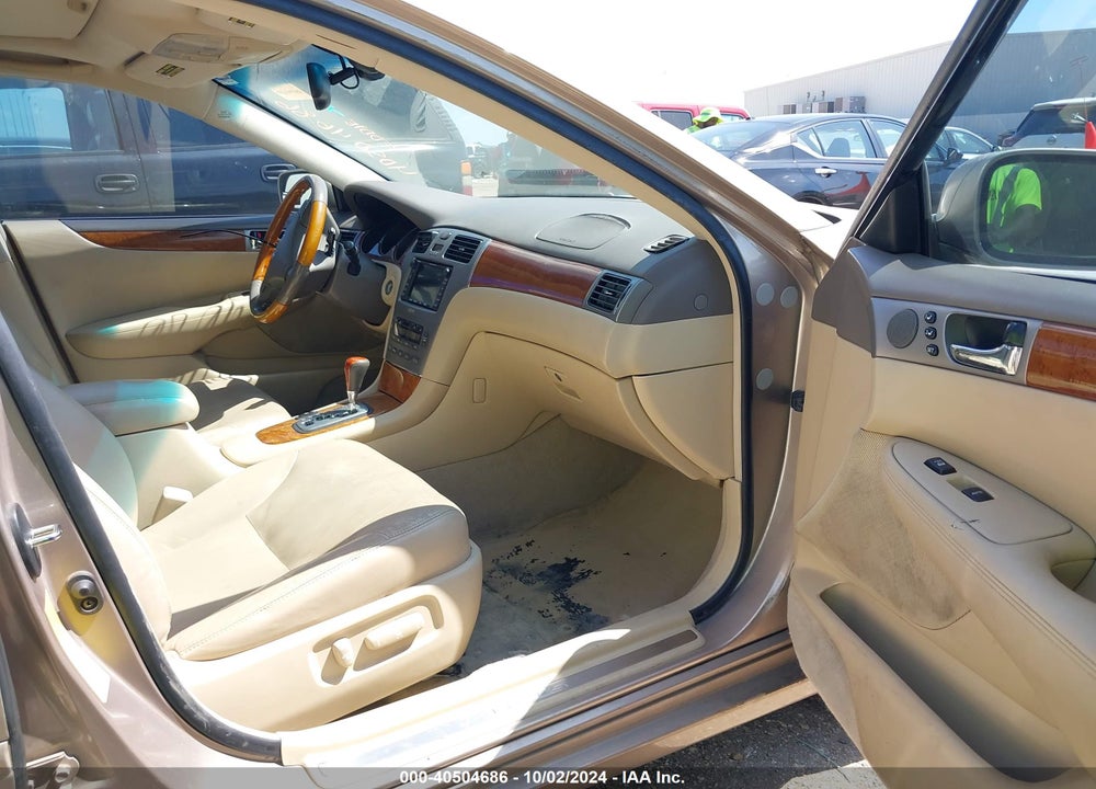2005 LEXUS ES 330 VIN: JTHBA30G955105374