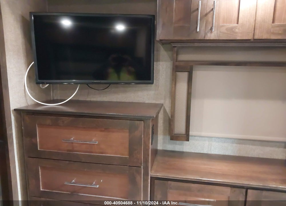 2018 VANLEIGH VILANO TRAVEL TRAILER VIN: 7HHFC4029JV006503