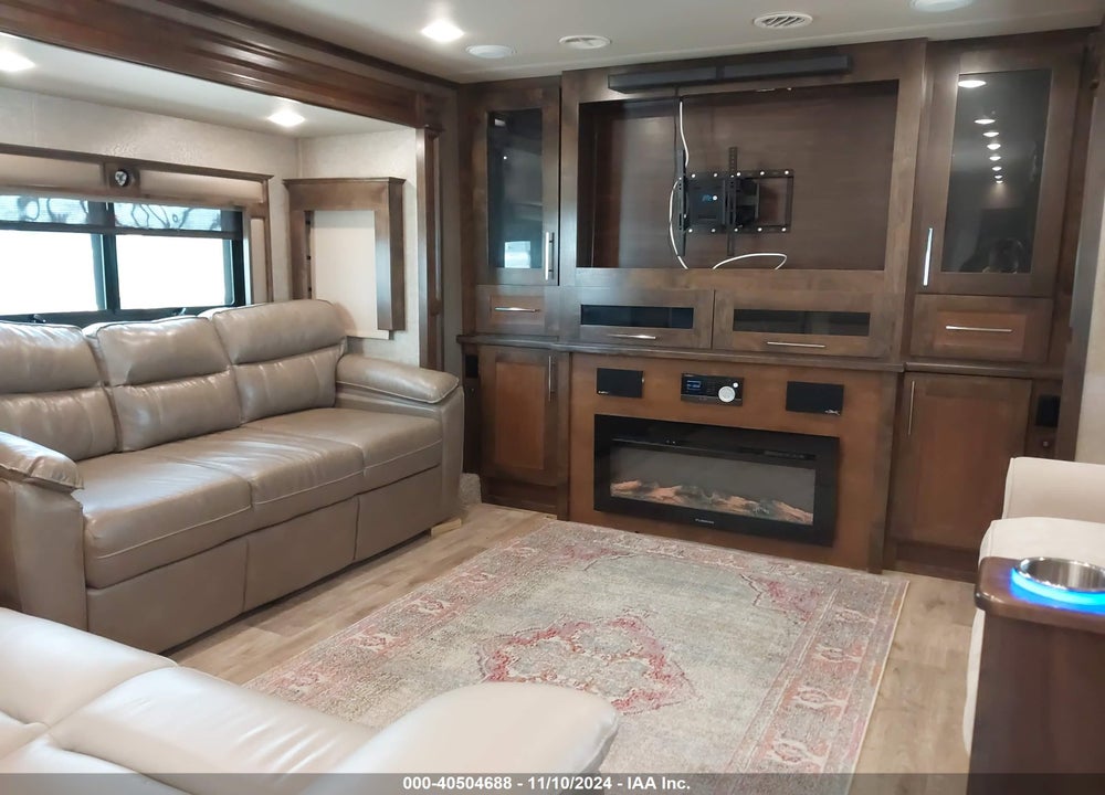 2018 VANLEIGH VILANO TRAVEL TRAILER VIN: 7HHFC4029JV006503