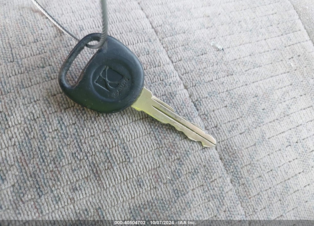 1998 SATURN SL2 VIN: 1G8ZK5272WZ214642