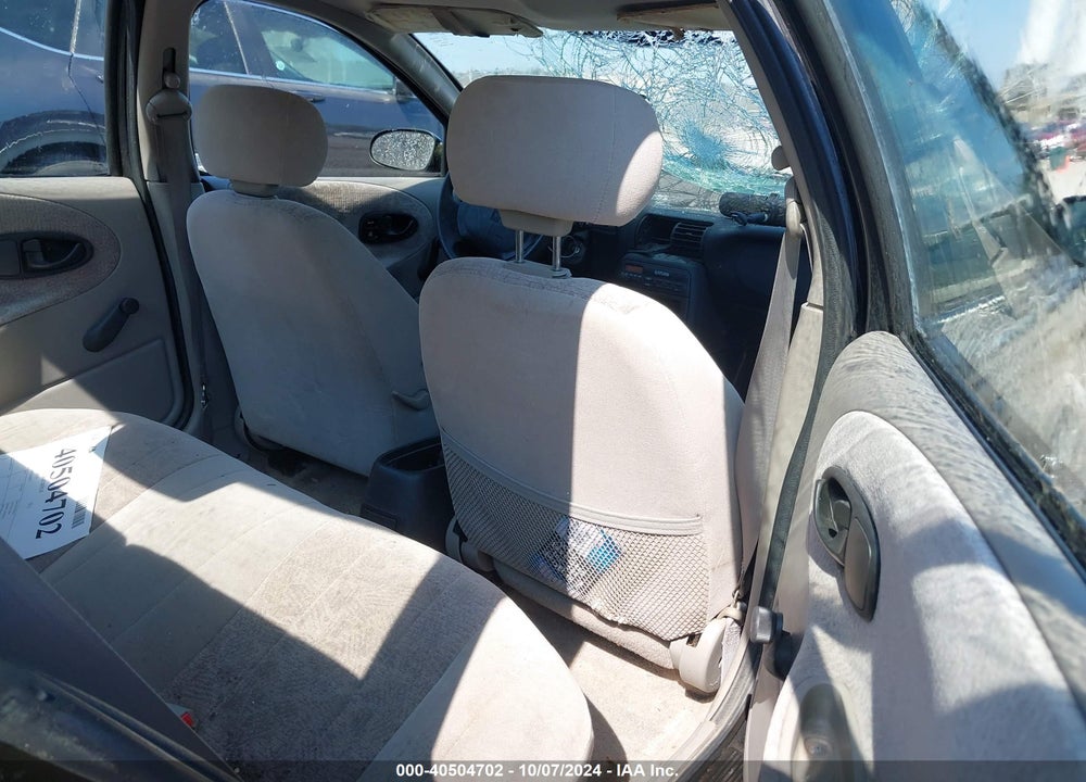 1998 SATURN SL2 VIN: 1G8ZK5272WZ214642