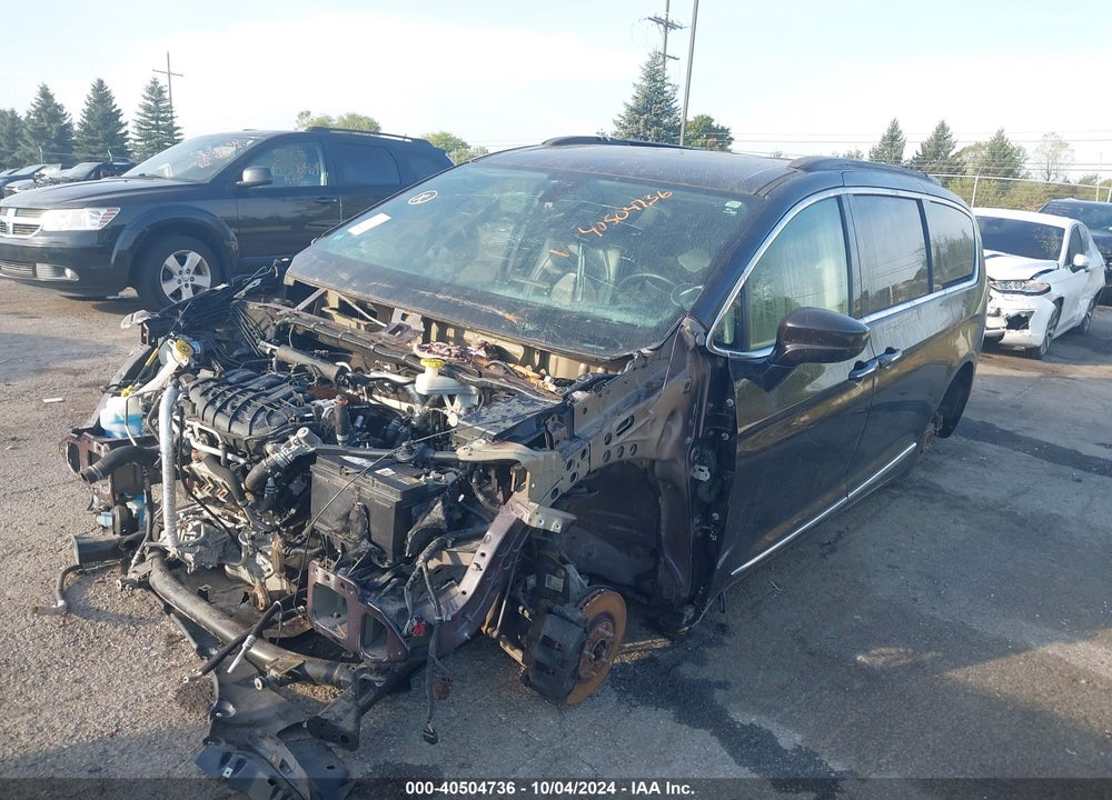 2017 CHRYSLER PACIFICA TOURING L VIN: 2C4RC1BG8HR665289