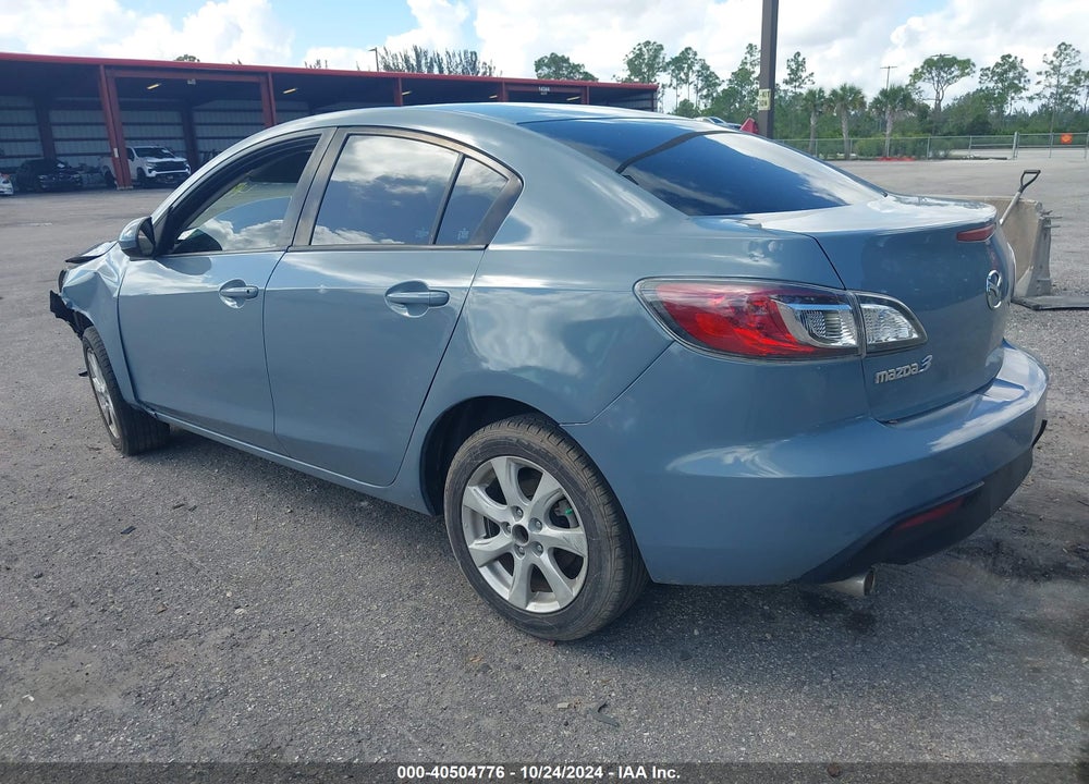 2011 MAZDA 3 I TOURING VIN: JM1BL1VF8B1901018