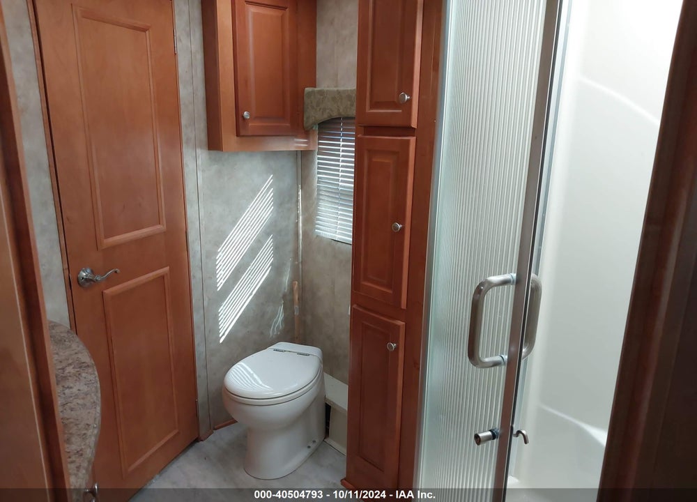 2008 GULFSTREAM CRESCENDO CUSTOM VIN: 5B4NR97A174700715