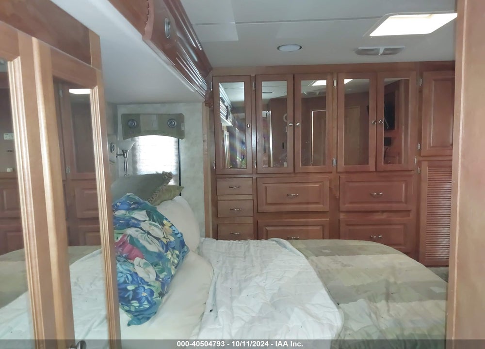2008 GULFSTREAM CRESCENDO CUSTOM VIN: 5B4NR97A174700715