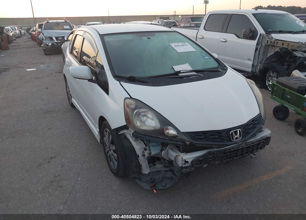 2012 HONDA FIT SPORT VIN: JHMGE8H52CC000582