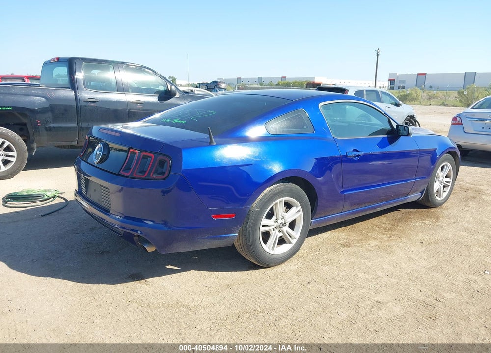 2014 FORD MUSTANG V6 VIN: 1ZVBP8AM9E5299502