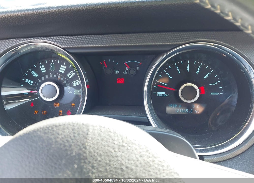 2014 FORD MUSTANG V6 VIN: 1ZVBP8AM9E5299502