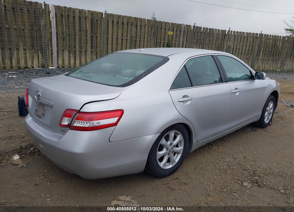 2011 TOYOTA CAMRY LE VIN: 4T1BF3EK2BU150072