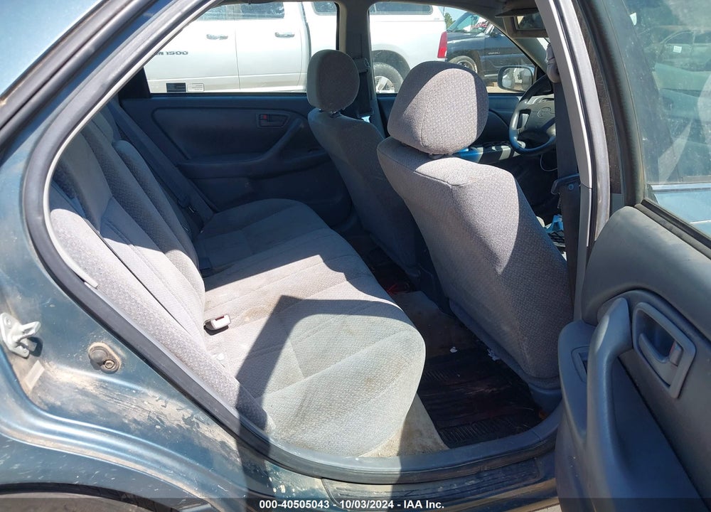 2000 TOYOTA CAMRY LE VIN: JT2BG22K6Y0433017