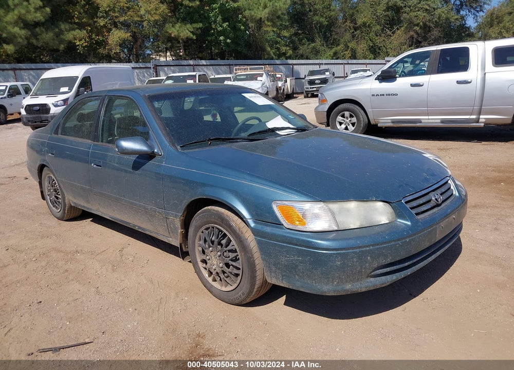 2000 TOYOTA CAMRY LE VIN: JT2BG22K6Y0433017