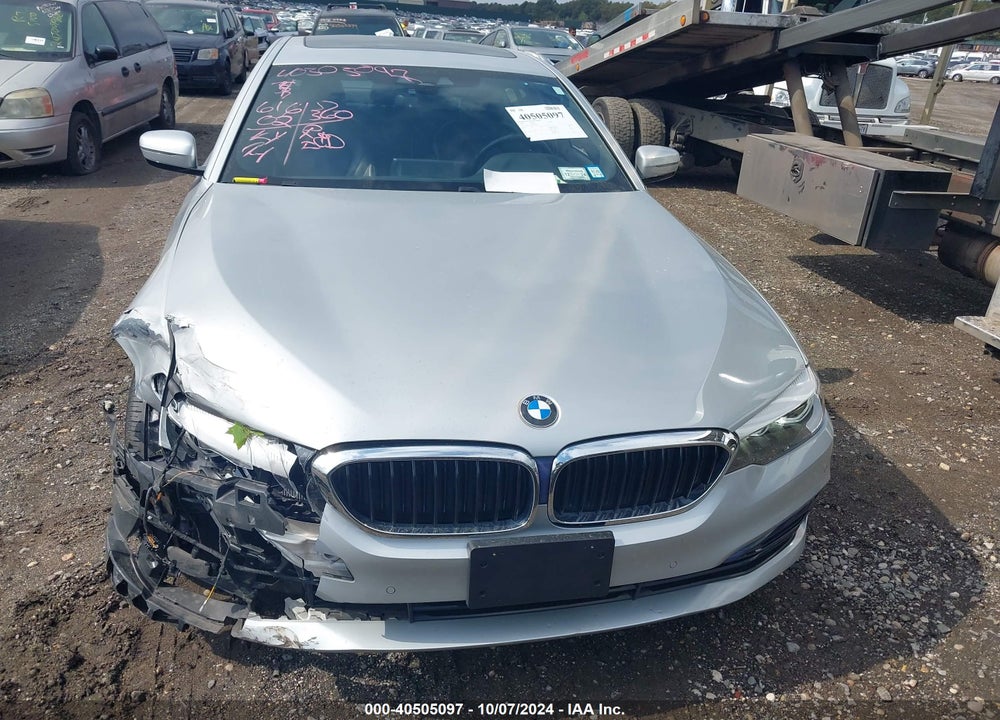 2019 BMW 530I XDRIVE VIN: WBAJA7C55KWW02584