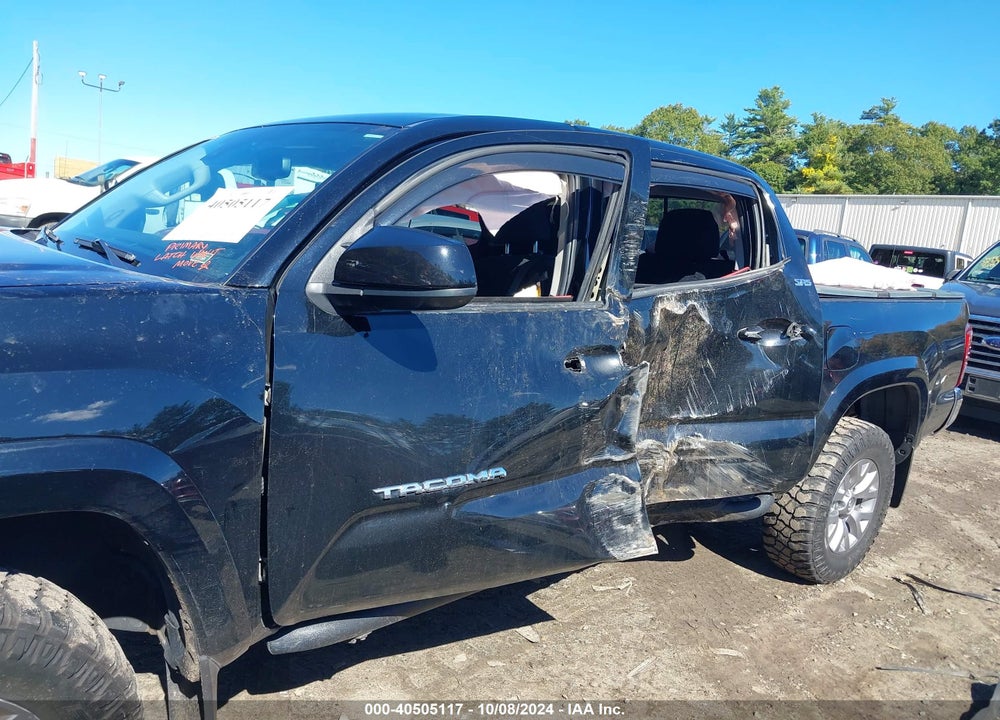 2018 TOYOTA TACOMA SR5 V6 VIN: 3TMCZ5ANXJM184128