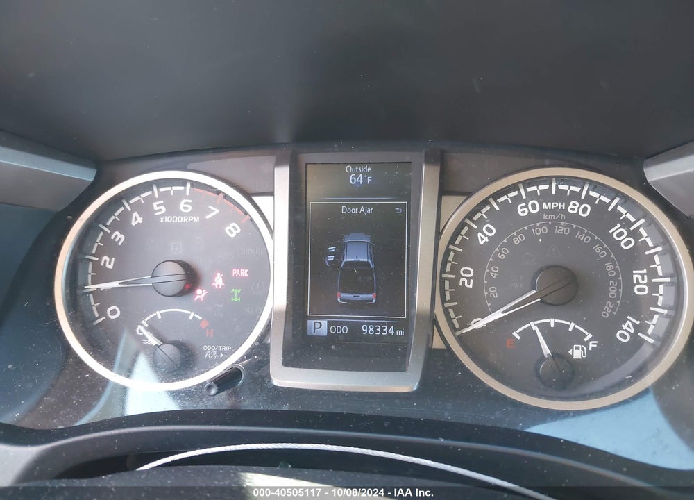 2018 TOYOTA TACOMA SR5 V6 VIN: 3TMCZ5ANXJM184128