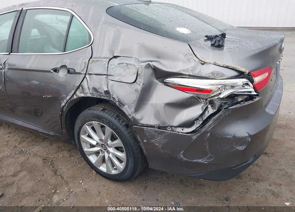 2020 TOYOTA CAMRY LE VIN: 4T1C11AK4LU890026