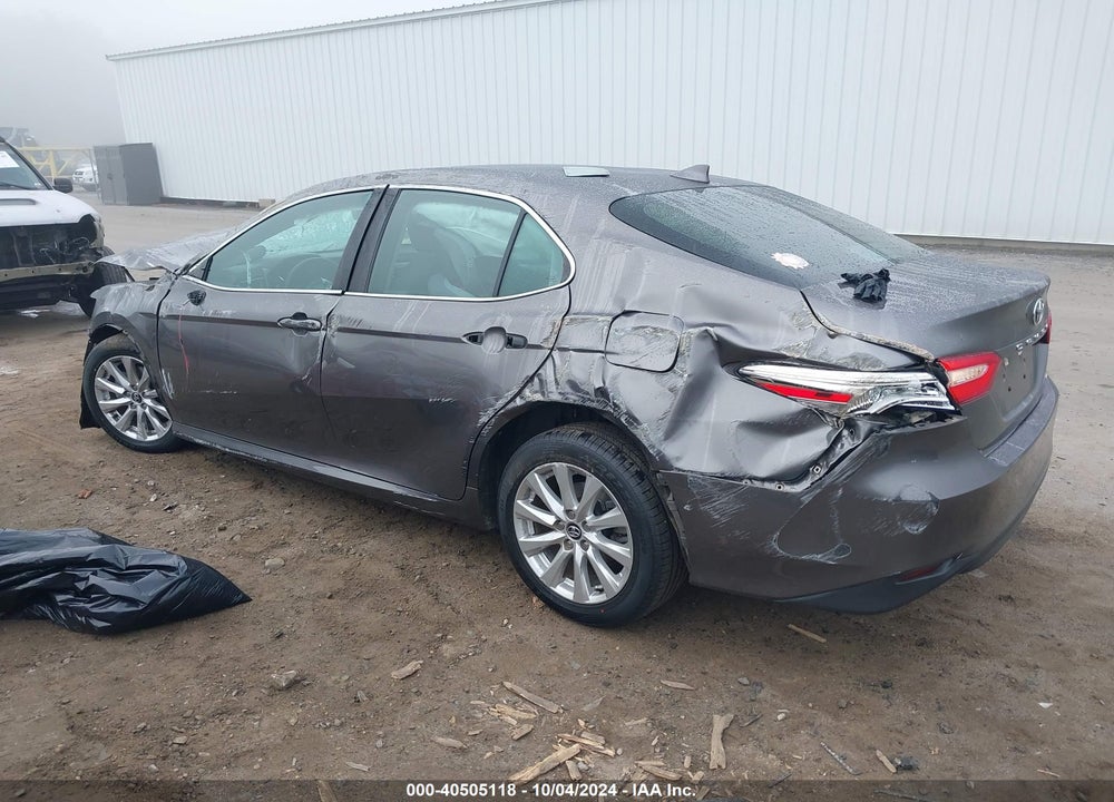 2020 TOYOTA CAMRY LE VIN: 4T1C11AK4LU890026