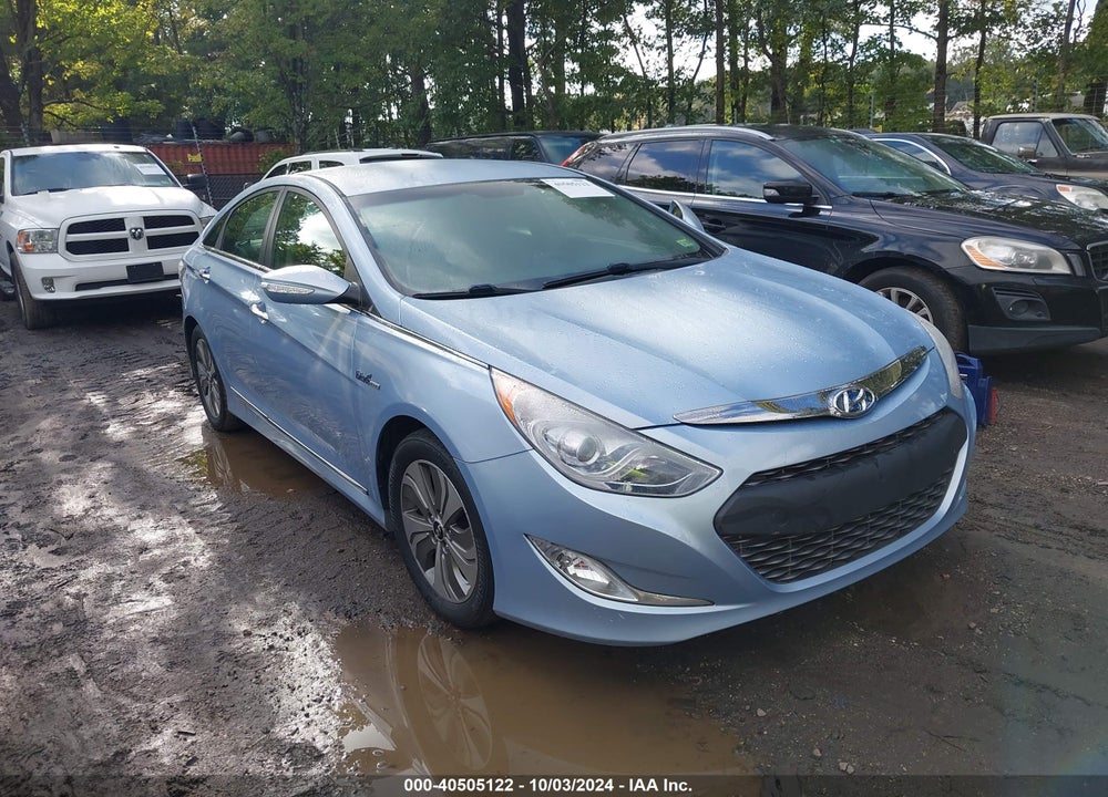 2015 HYUNDAI SONATA HYBRID LIMITED VIN: KMHEC4A46FA119854
