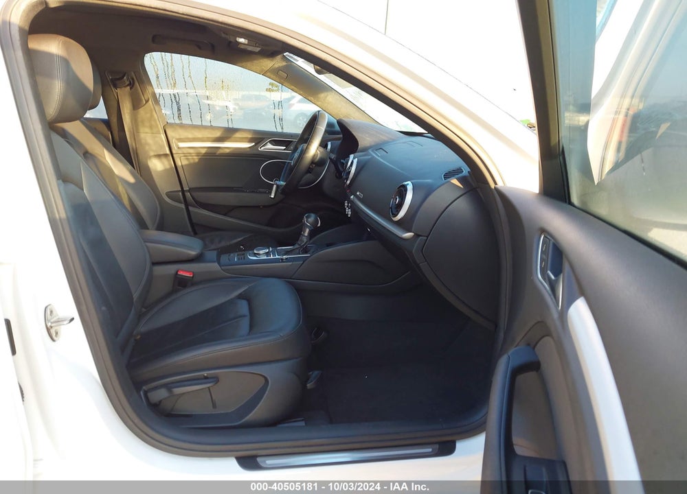 2019 AUDI A3 40 PREMIUM/40 TITANIUM PREMIUM VIN: WAUAUGFF4K1012885