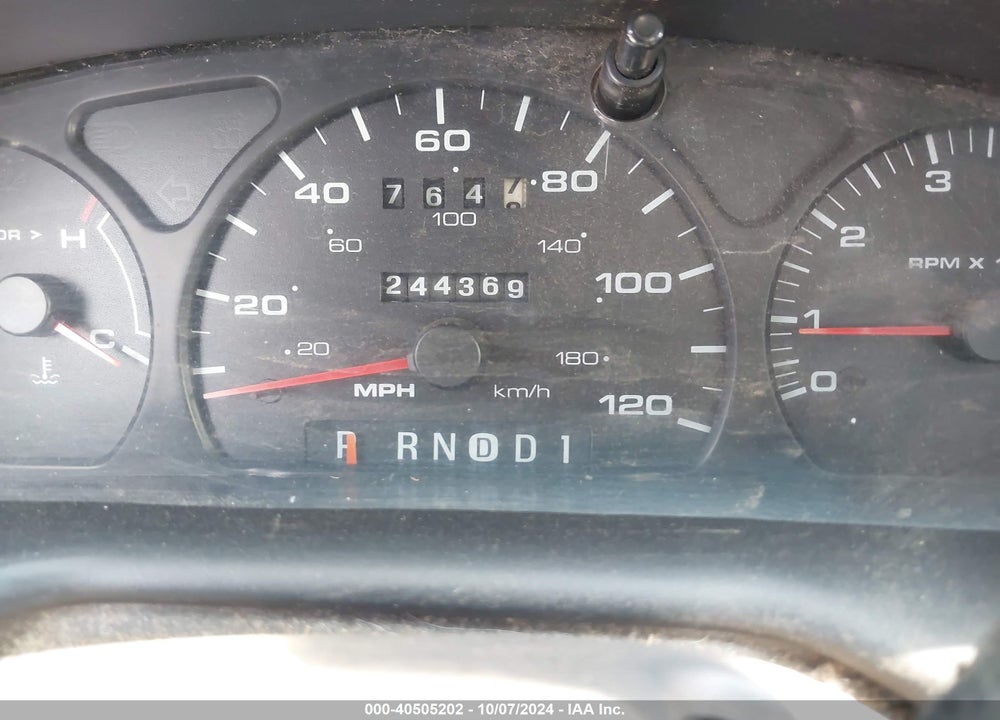 2002 FORD TAURUS LX VIN: 1FAFP52U12A190414