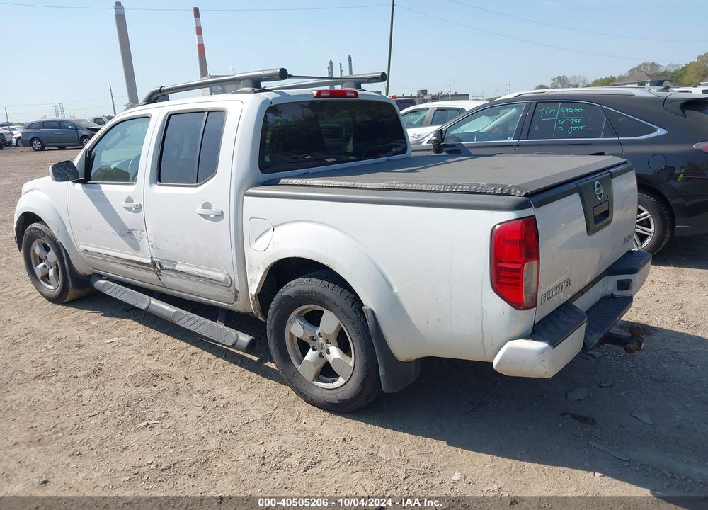 2005 NISSAN FRONTIER LE VIN: 1N6AD07W15C446535