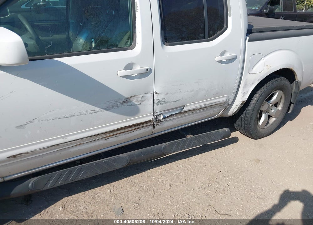 2005 NISSAN FRONTIER LE VIN: 1N6AD07W15C446535
