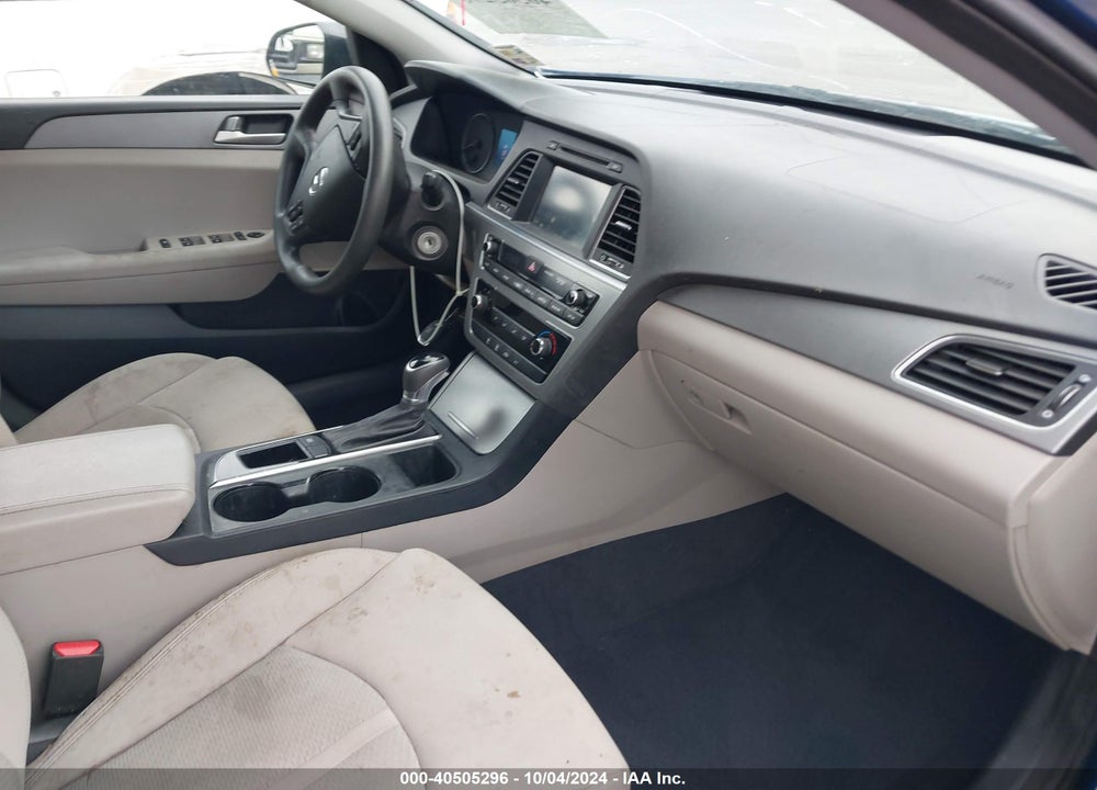 2017 HYUNDAI SONATA SE VIN: 5NPE24AF4HH478172
