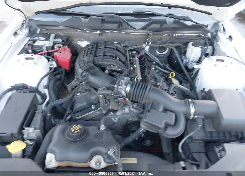 2011 FORD MUSTANG V6 VIN: 1ZVBP8AM7B5141977