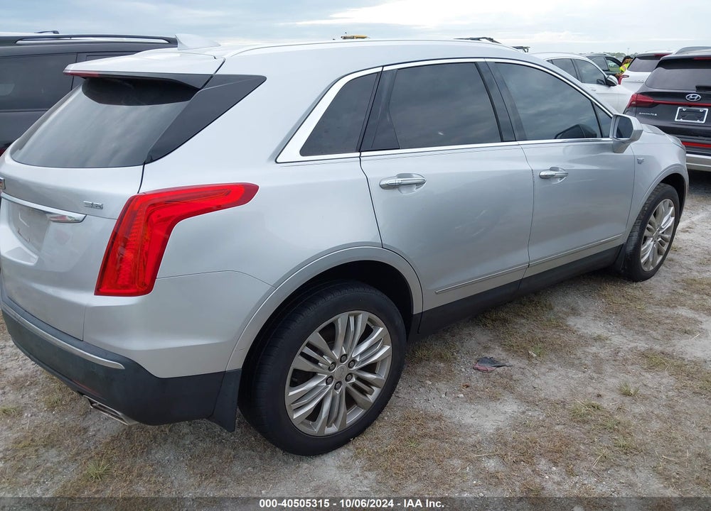 2017 CADILLAC XT5 PREMIUM LUXURY VIN: 1GYKNCRS7HZ200214