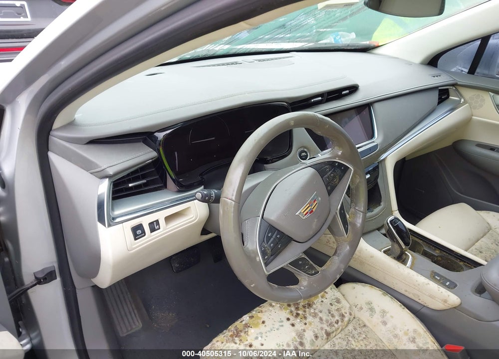 2017 CADILLAC XT5 PREMIUM LUXURY VIN: 1GYKNCRS7HZ200214