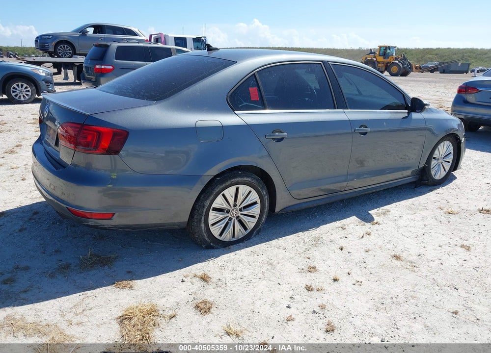 2014 VOLKSWAGEN JETTA GLI VIN: 3VW4S7AJ8EM213159