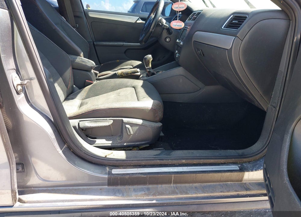 2014 VOLKSWAGEN JETTA GLI VIN: 3VW4S7AJ8EM213159