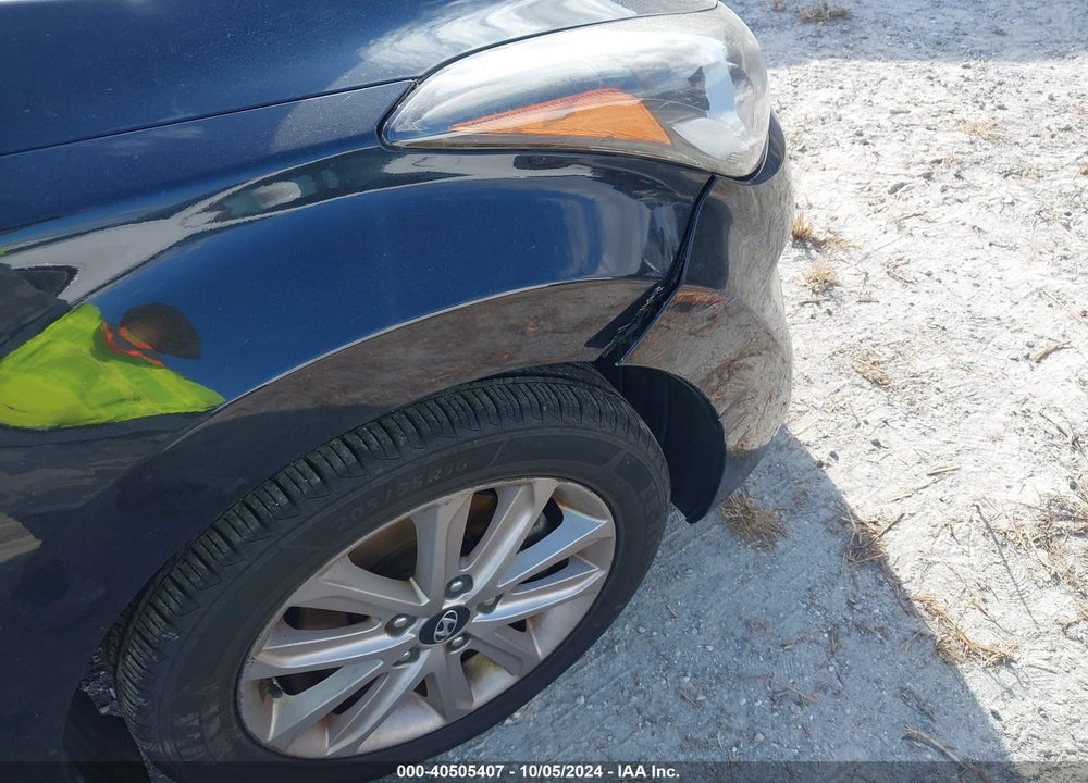 2015 HYUNDAI ELANTRA SE VIN: 5NPDH4AE3FH592548