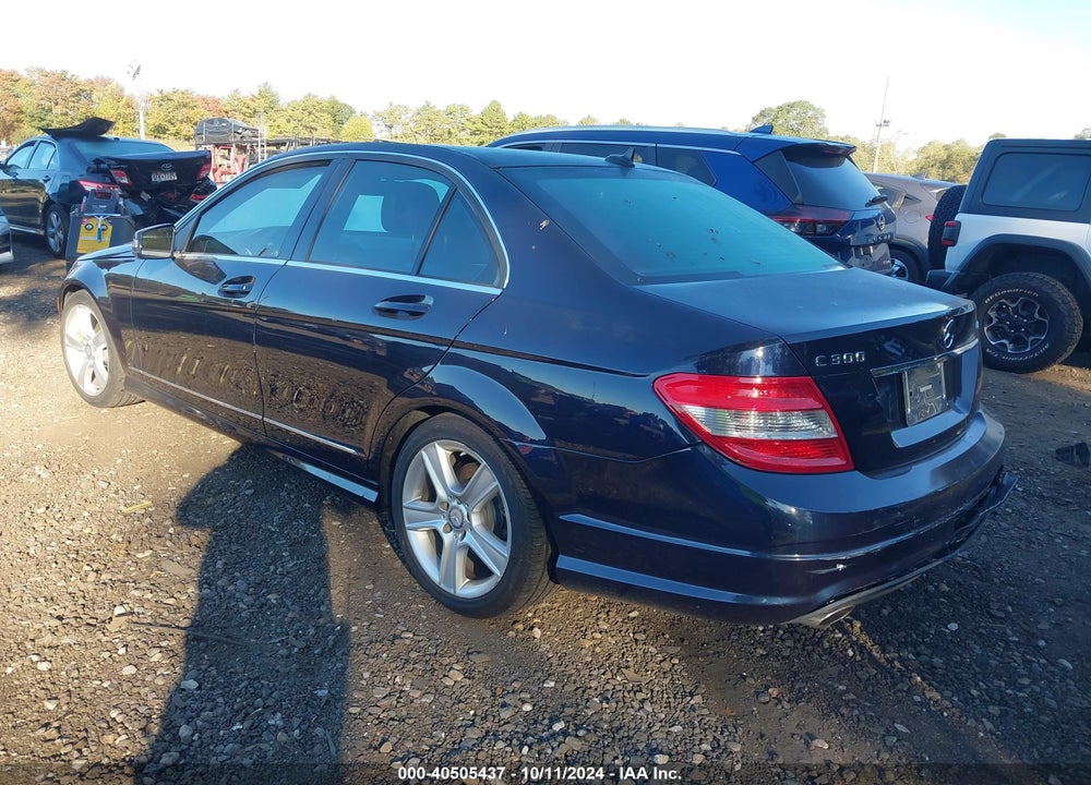 2011 MERCEDES-BENZ C 300 LUXURY 4MATIC/SPORT 4MATIC VIN: WDDGF8BB7BR150332