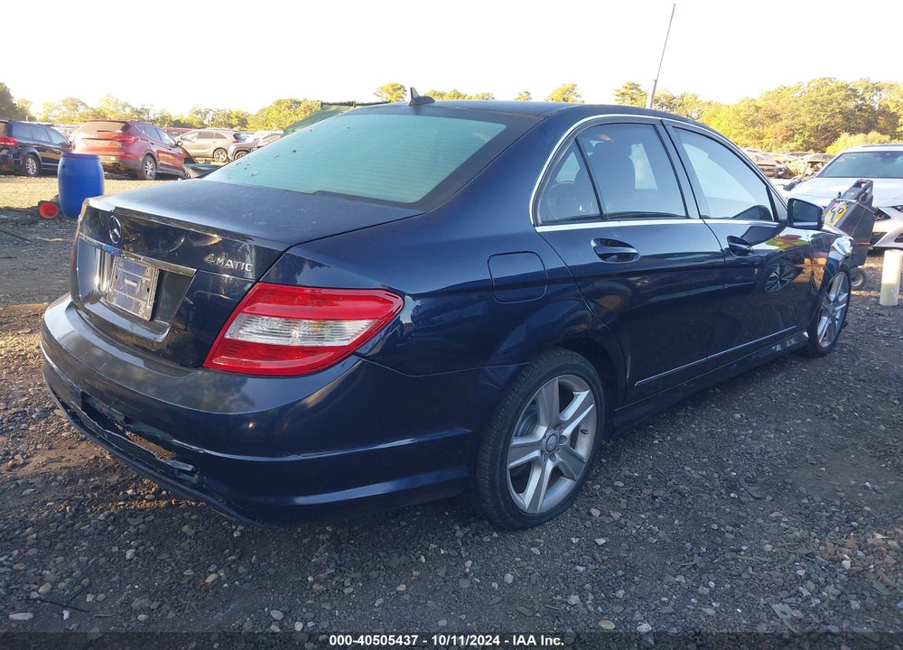 2011 MERCEDES-BENZ C 300 LUXURY 4MATIC/SPORT 4MATIC VIN: WDDGF8BB7BR150332
